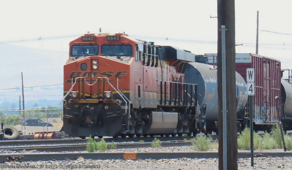 BNSF 6642